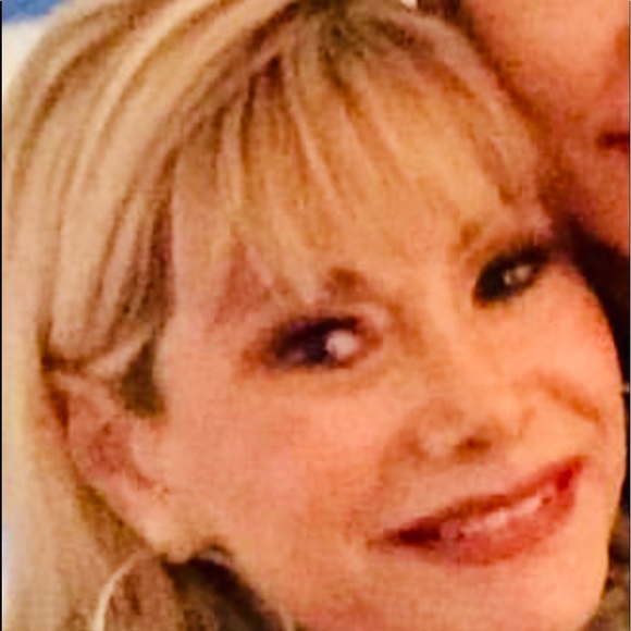 Profile Picture of Sheila Kolker (@shekolker) on Poshmark