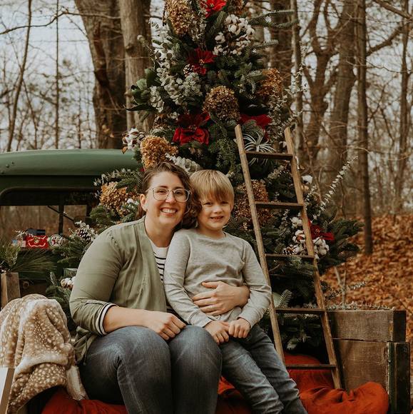 Samantha Elander - Poshmark Profile Picture of Samantha Elander (@sammy102187) on Poshmark