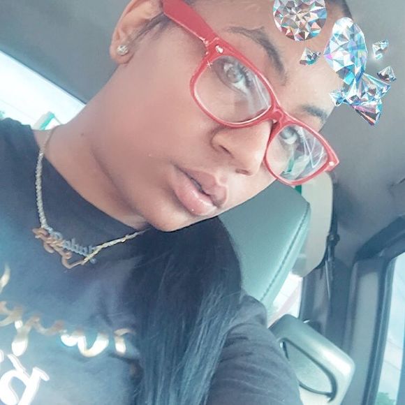 Profile Picture of Tishawna Page (@shawnablake) on Poshmark