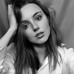 Profile Picture of jasmine 🥐 (@croysantsandmeringoos) on Instagram