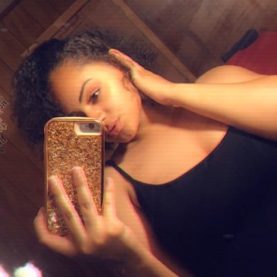 Profile Picture of Monica Curry (@MonicaRCurry) on Twitter