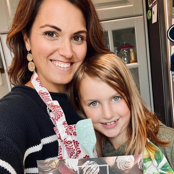 Profile Picture of Leah Crosby (@leahruth22) on Poshmark