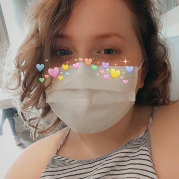 Alex Hysmith - Poshmark Profile Picture of Alex Hysmith (@alexanadu) on Poshmark