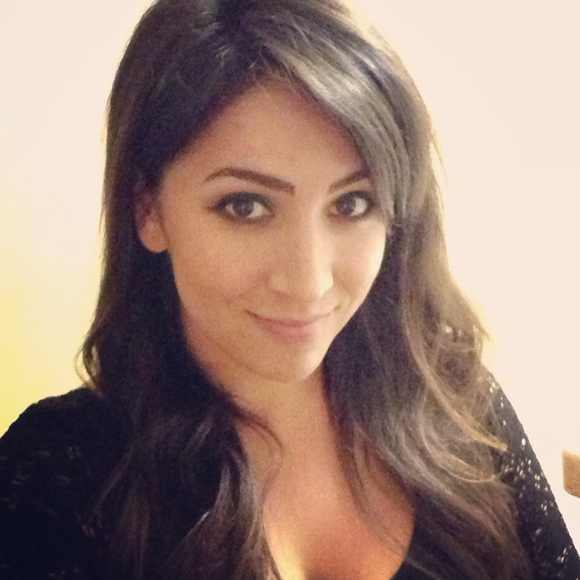 Profile Picture of Christina Aguirre (@xtina221) on Poshmark