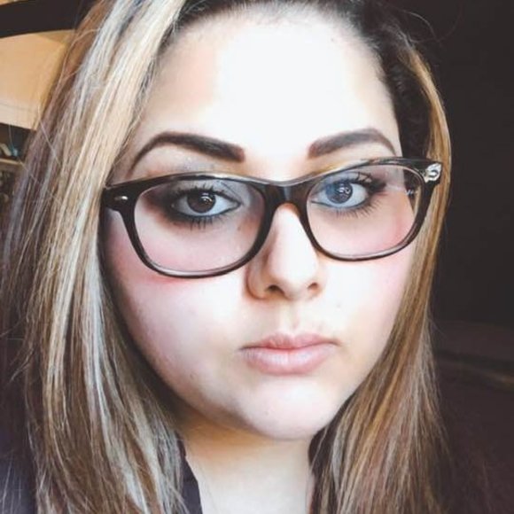 Profile Picture of Mariana Cisneros (@mariguayo91) on Poshmark