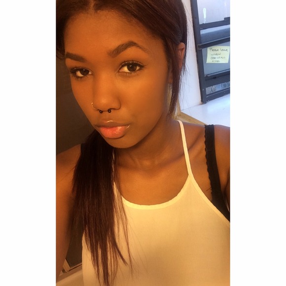 Profile Picture of Kennedy Mcclain (@honeydrip) on Poshmark
