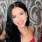 Profile Picture of élise (@e_robbs) on Instagram