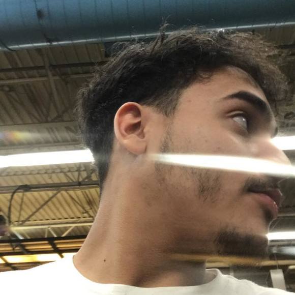 Zeke Almeida - Poshmark Profile Picture of Zeke Almeida (@zekealmeida) on Poshmark