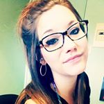 Profile Picture of nikki ⏃ (@nicole_tarbox) on Instagram