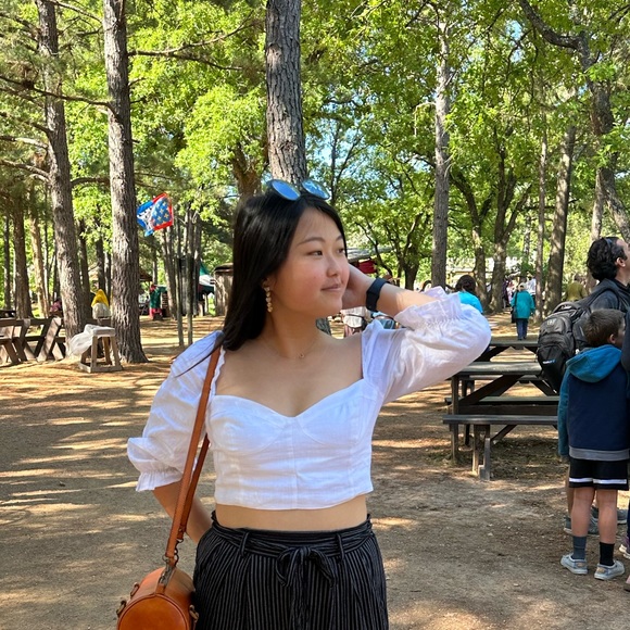 Profile Picture of Joy Jean (@joyjean09) on Poshmark