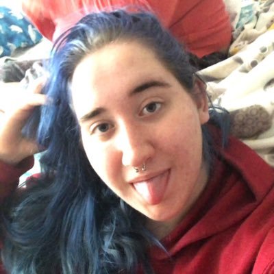 Profile Picture of Victoria Dow (@VictoriaDow18) on Twitter