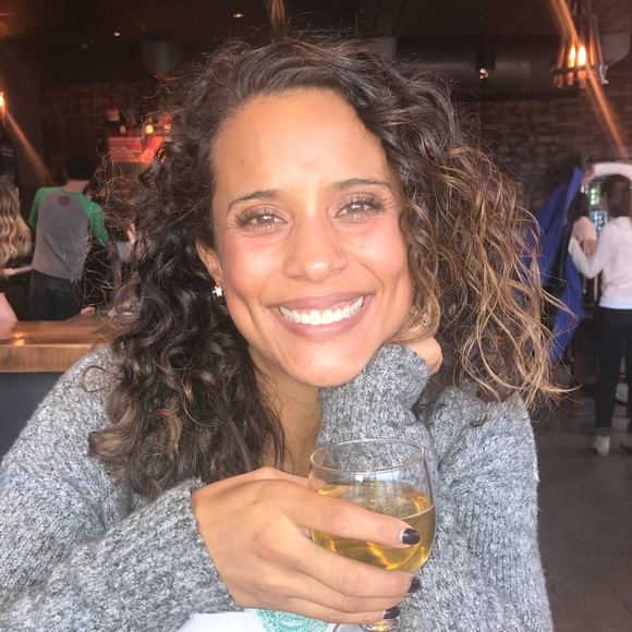 Josselyn Perez - Poshmark Profile Picture of Josselyn Perez (@jossperez) on Poshmark