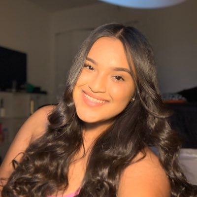 Profile Picture of Evelyn Cuevas (@evelyyn_xuevas) on Twitter