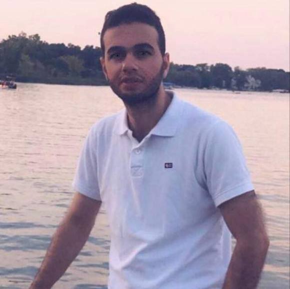 Profile Picture of Rande Jiddou (@rmt_rm2) on Poshmark