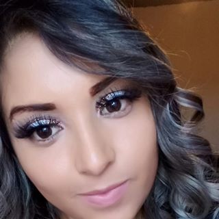 Profile Picture of Isabela Esparza (@isabela.esparza.39) on Facebook