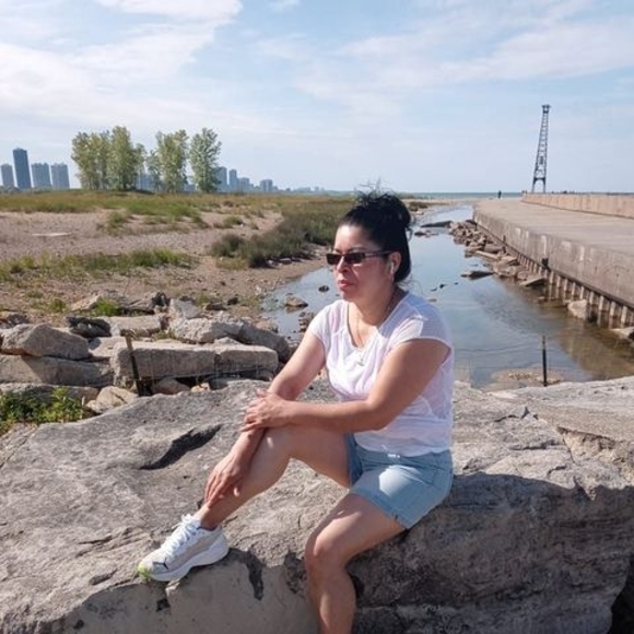 Profile Picture of Carito A lópez (@caritoalopez40) on Poshmark