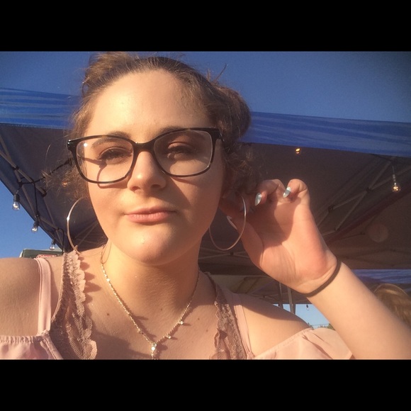 Profile Picture of Marilyn Kelley (@marilynk123) on Poshmark