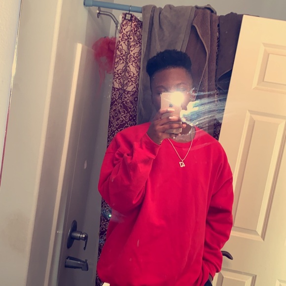 Profile Picture of Simon Nganje (@___zimon) on Poshmark