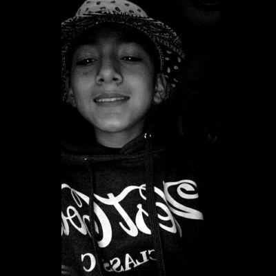 Profile Picture of Derek Flores (@derekflores597) on Twitter