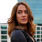 Fatima Martins - Instagram Profile Picture of Fatima Martins (@donacurlyona) on Instagram