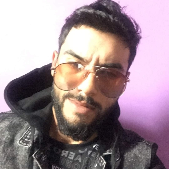 Profile Picture of Bashar Alhamdan (@basharalhamdan) on Poshmark