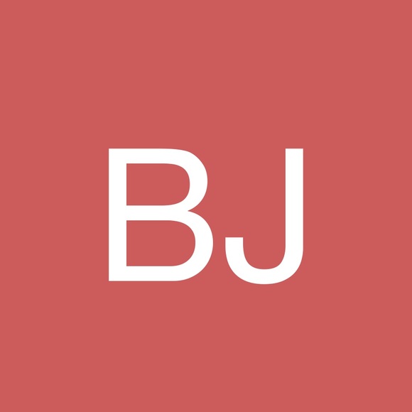 Profile Picture of Brittney Jaynes (@novymom1) on Poshmark