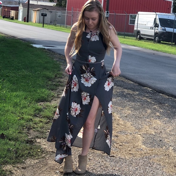 Profile Picture of Haley Hoffman (@haleyhoffman54) on Poshmark