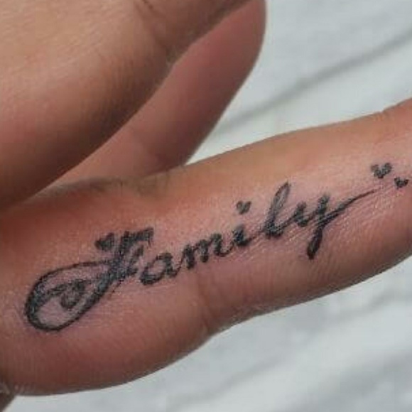 Profile Picture of Sade Allen (@sadebaddie) on Poshmark