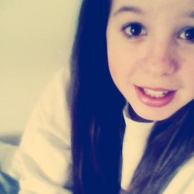 Profile Picture of Lea Royer (@learoyer72) on Twitter