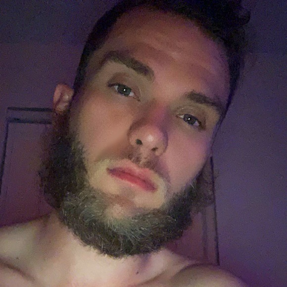 Profile Picture of Ryan Engle (@ryanengle1) on Poshmark