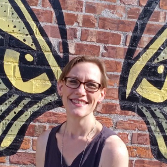 Nicole Dente - Poshmark Profile Picture of Nicole Dente (@nicoledente) on Poshmark