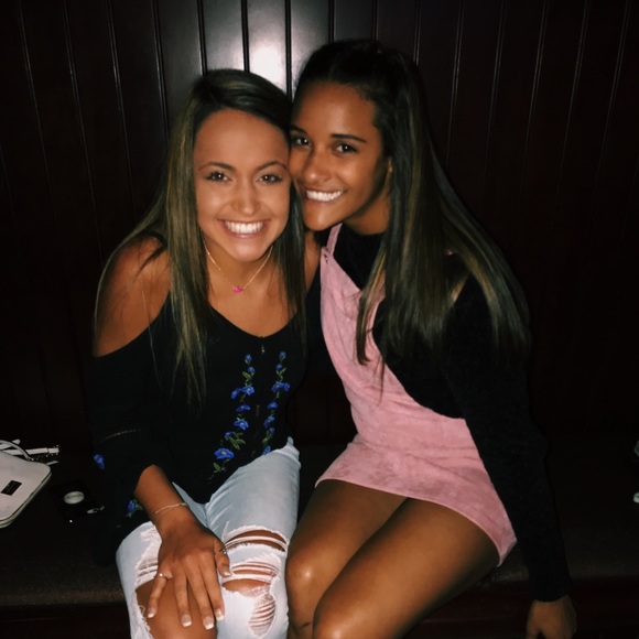 Profile Picture of Haley Dalrymple (@haleydalrymple1) on Poshmark