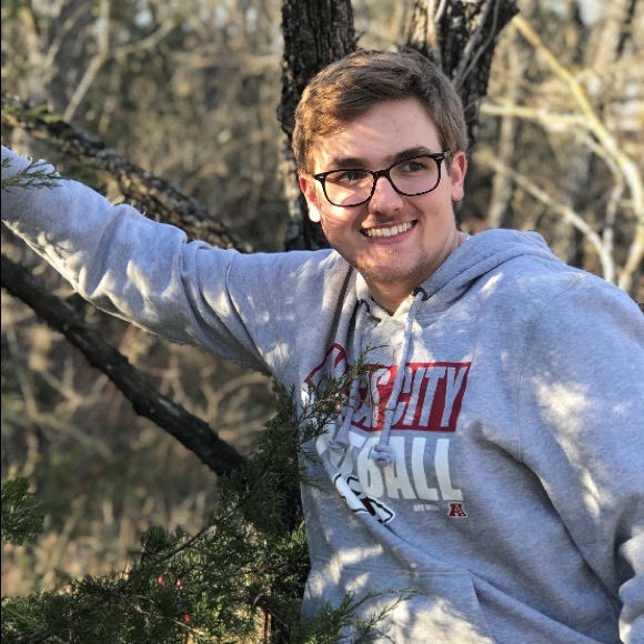 Profile Picture of Blake Mckee (@bmckee0512) on Poshmark