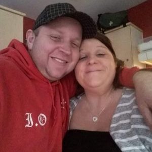 Profile Picture of Jess Moore (@JessicaHillard2) on Twitter