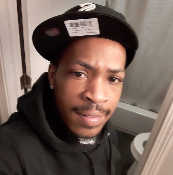 Profile Picture of Gregory Day (@dayda19) on Poshmark