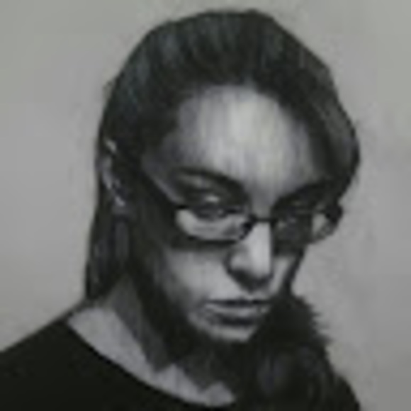 Profile Picture of Katie Pylman (@fidgetwitch) on Poshmark