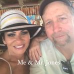 Profile Picture of Sherrie Lindsey Jones (@sherrie.lindsey) on Facebook