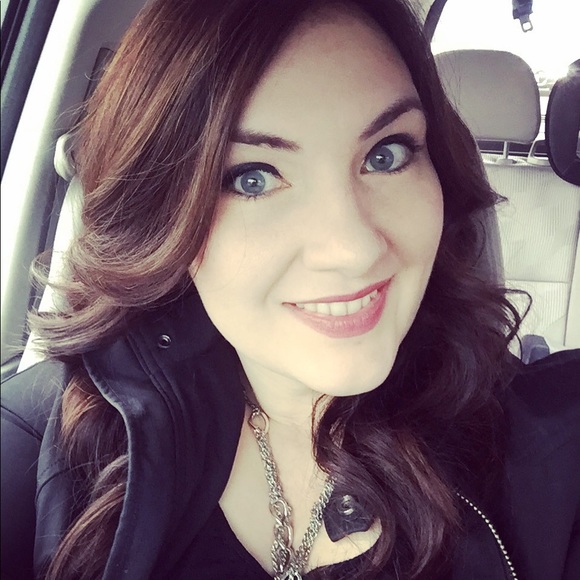 Profile Picture of Monika Moffatt (@harmonika7) on Poshmark