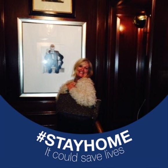 Profile Picture of Melody Bruemmer (@melodybruemmer) on Poshmark