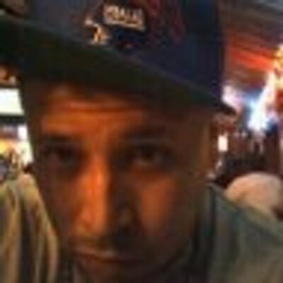 Profile Picture of jonathan charkas (@throwback_85) on Twitter