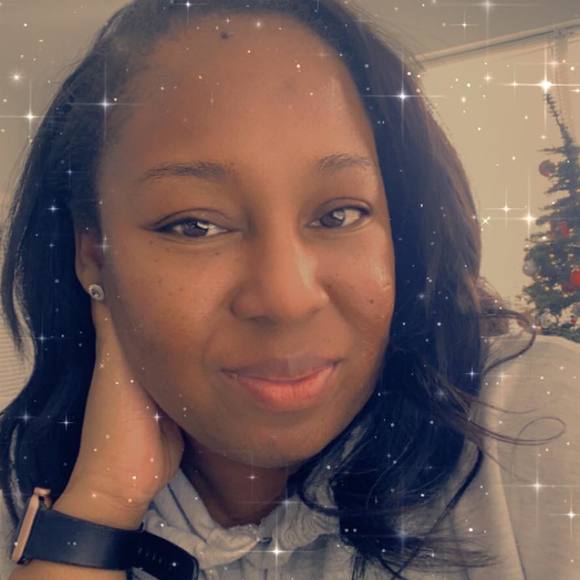 Profile Picture of Shaunta Dunlap (@sunshineanjel) on Poshmark
