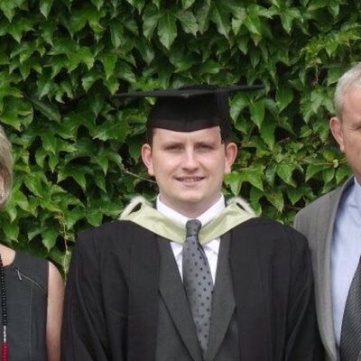Profile Picture of Michael Earnshaw (@Earnshaw9191) on Twitter