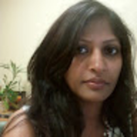 Profile Picture of Avani Patel (@avanirpatel77) on Poshmark