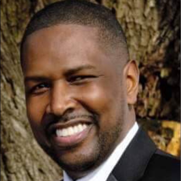 Profile Picture of Kenneth Hughes (@misterkenneth77) on Poshmark