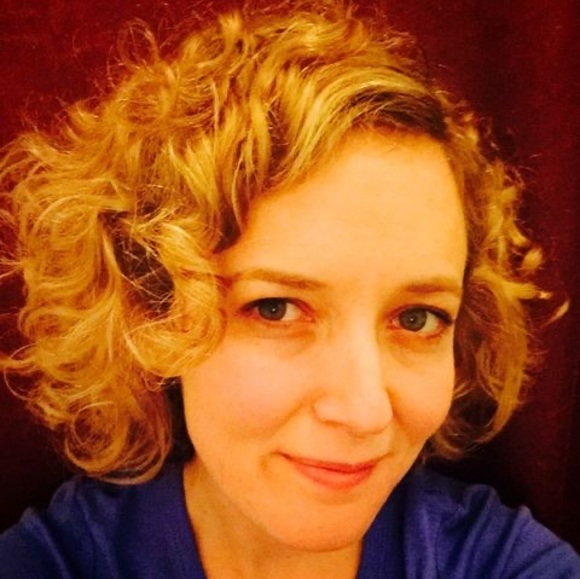 Profile Picture of Ruth Marshall (@ruthmarshall397) on Poshmark