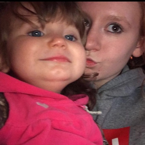 Profile Picture of Charlotte Brausen (@brausen29) on Poshmark