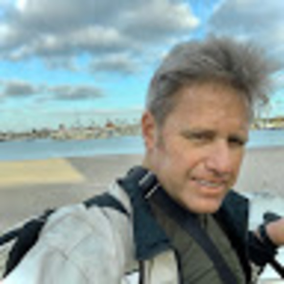 Profile Picture of Cyril Kobey (@cyrieirie) on Poshmark