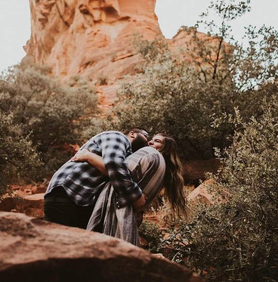 Profile Picture of Ashley Robusto (@ashleylynn_611) on Poshmark