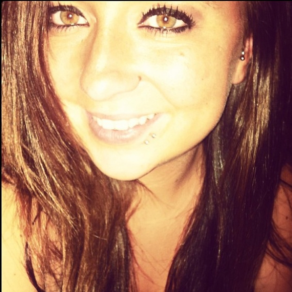 Profile Picture of Jillian Emerson (@jeme12405) on Poshmark