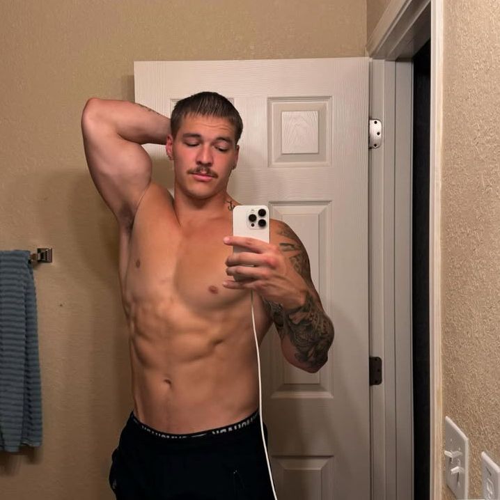 Profile Picture of Kent Wright (@kentwrightt) on Tiktok